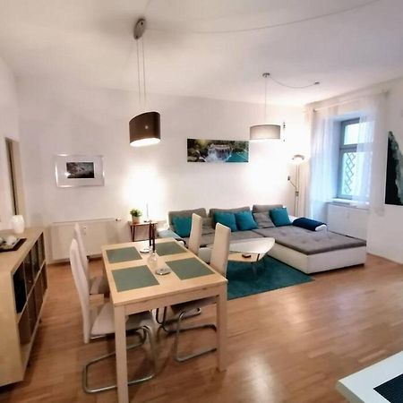 Nd Exquisites Wundervolles Ruhiges Terrassenapartment Mit Garage Vienna Exterior photo