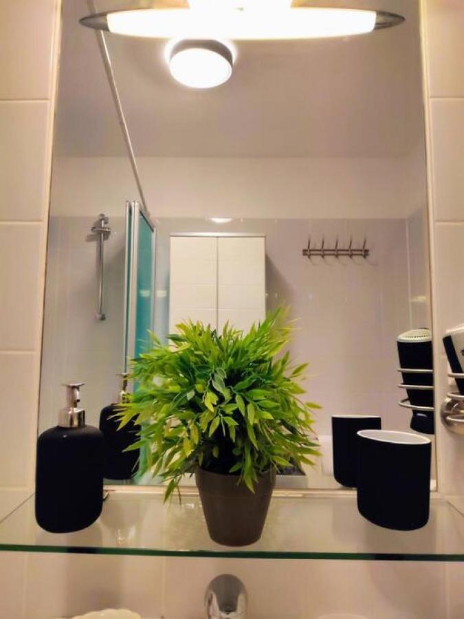 Nd Exquisites Wundervolles Ruhiges Terrassenapartment Mit Garage Vienna Exterior photo