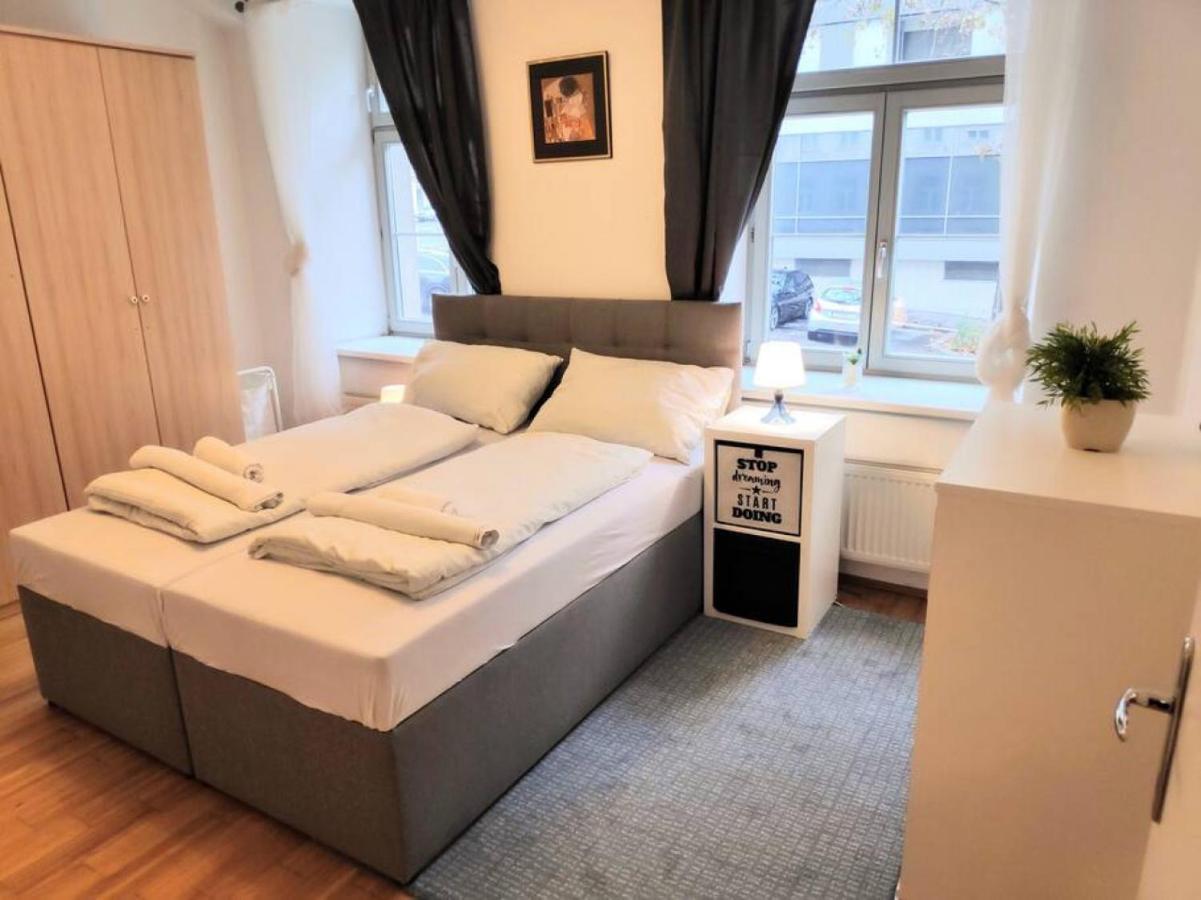 Nd Exquisites Wundervolles Ruhiges Terrassenapartment Mit Garage Vienna Exterior photo