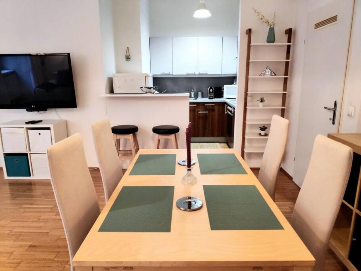 Nd Exquisites Wundervolles Ruhiges Terrassenapartment Mit Garage Vienna Exterior photo