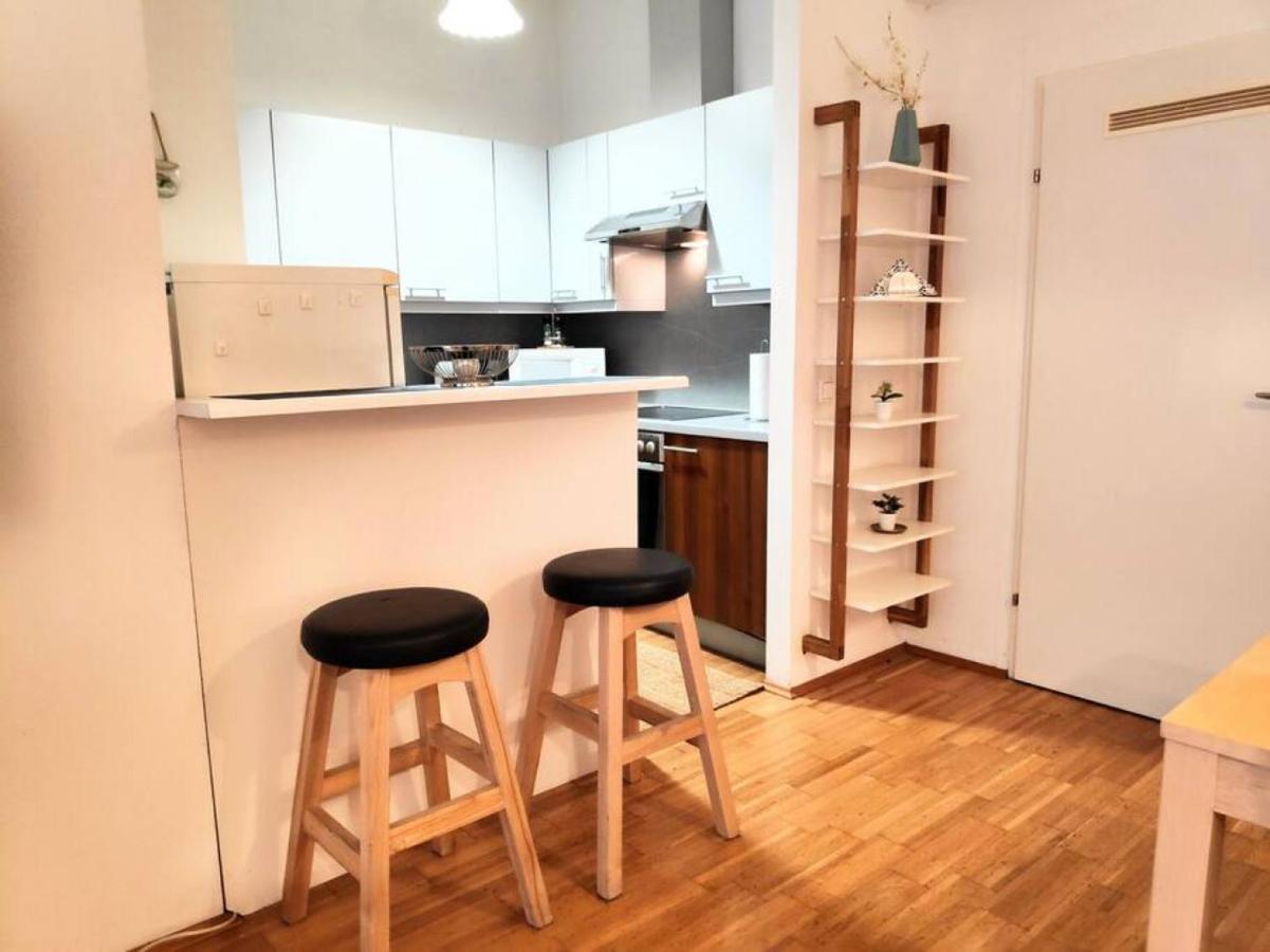 Nd Exquisites Wundervolles Ruhiges Terrassenapartment Mit Garage Vienna Exterior photo