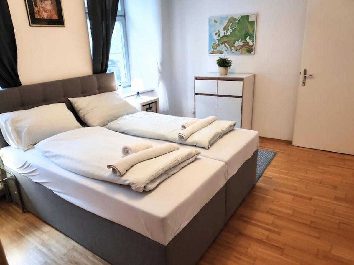 Nd Exquisites Wundervolles Ruhiges Terrassenapartment Mit Garage Vienna Exterior photo